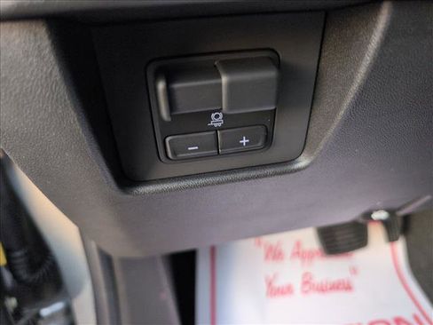 New 2026 GMC Canyon Elevation w/ Convenience Package image 18