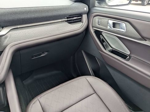 New 2026 Ford Explorer Platinum RWD image 17