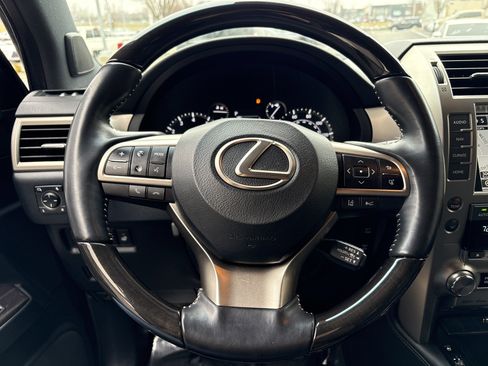 Used 2021 Lexus GX 460 Premium w/ Accessory Package image 8