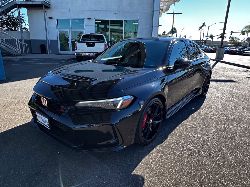 Used 2023 Honda Civic Type R image 4