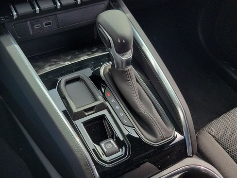 New 2026 GMC Canyon Elevation w/ Convenience Package RWD image 31