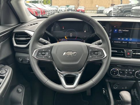 New 2026 Chevrolet TrailBlazer LT w/ Convenience Package AWD/4WD image 12
