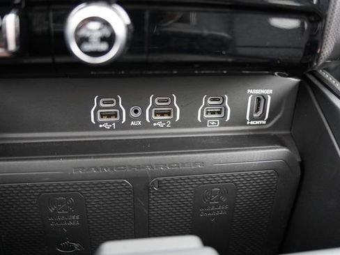 Used 2025 RAM 1500 Limited image 31