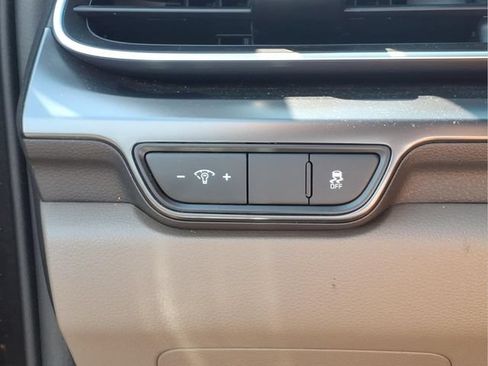 Used 2026 Kia Carnival FWD image 13