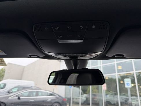 Used 2019 Mercedes-Benz GLC 300 4MATIC Coupe image 17
