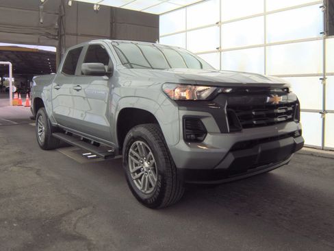 Used 2023 Chevrolet Colorado LT w/ LT Convenience Package RWD image 4