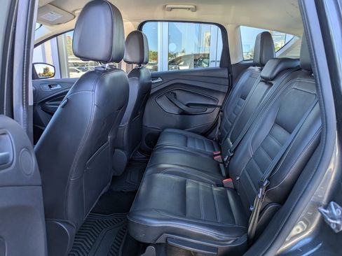 Used 2017 Ford C-MAX Energi Titanium w/ Equipment Group 501A image 28