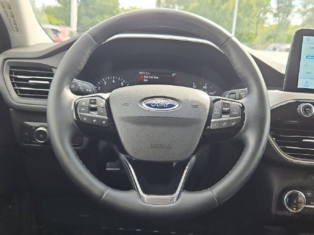 Used 2022 Ford Escape SEL AWD/4WD image 15