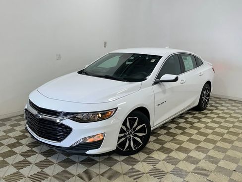 Used 2024 Chevrolet Malibu RS image 1