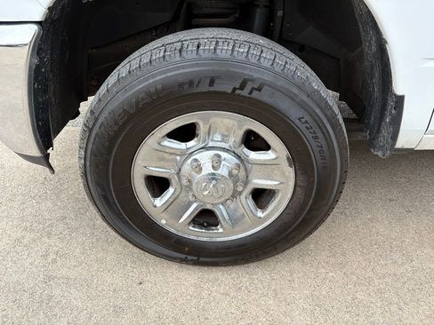 Used 2018 RAM 2500 Tradesman w/ Chrome Appearance Group image 22