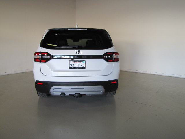 Certified 2025 Honda Pilot EX-L image 46