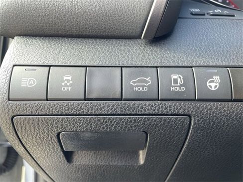 Used 2022 Toyota Camry XSE image 34