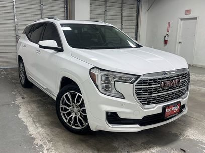 Used 2024 GMC Terrain Denali w/ Denali Premium Package