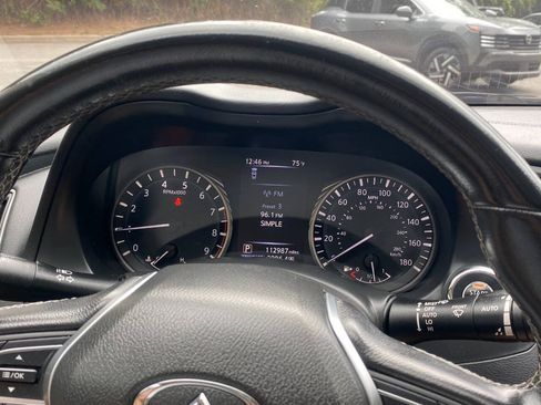Used 2020 INFINITI Q50 Luxe RWD image 23