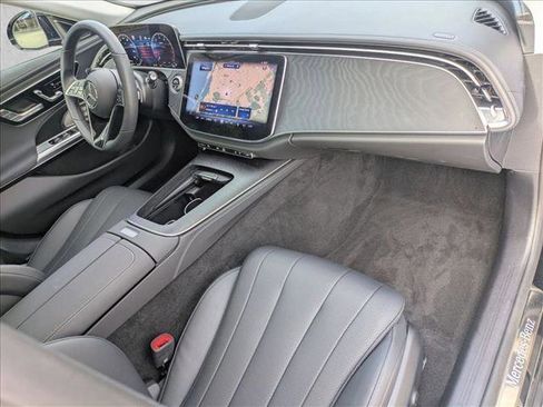 Certified 2025 Mercedes-Benz E 350 4MATIC Sedan image 23
