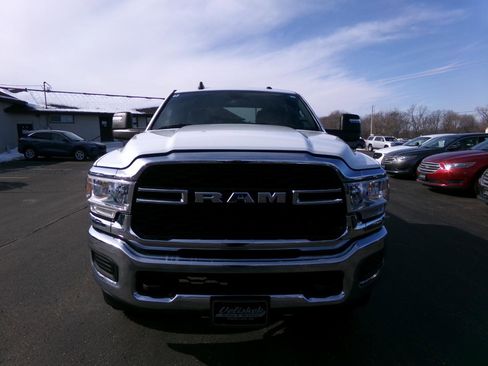 Used 2023 RAM 2500 Tradesman w/ Chrome Appearance Group image 5