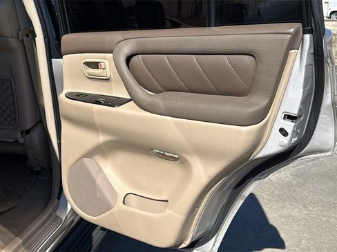 Used 1999 Toyota Land Cruiser image 26