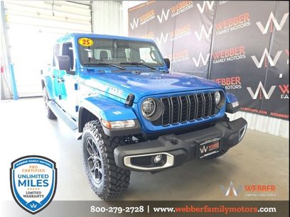 New 2025 Jeep Gladiator Sport
