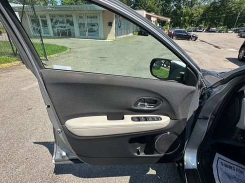 Used 2021 Honda HR-V EX image 20