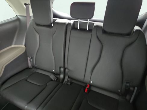 New 2026 Kia Carnival EX image 20