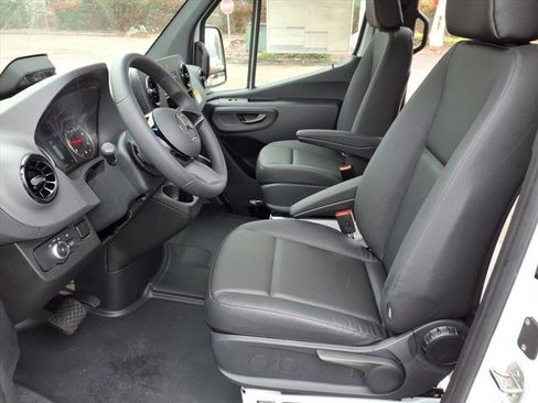 New 2025 Mercedes-Benz Sprinter 3500 image 15