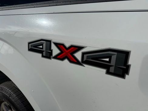 Used 2019 Ford F150 XLT w/ Equipment Group 302A Luxury image 8