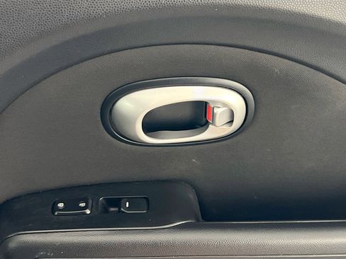 Used 2016 Kia Soul FWD image 31