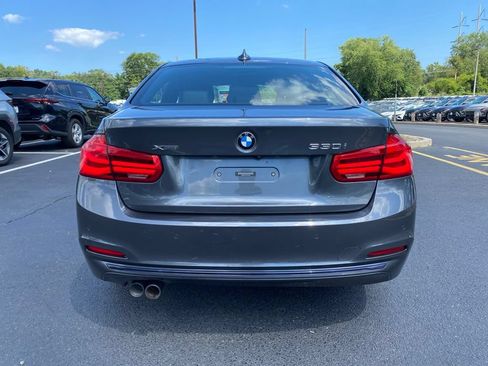Used 2018 BMW 330i xDrive Sedan w/ Convenience Package AWD/4WD image 5