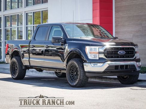 Used 2021 Ford F150 XLT AWD/4WD image 1