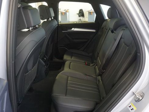 Used 2024 Audi Q5 2.0T Prestige w/ Prestige Package image 25