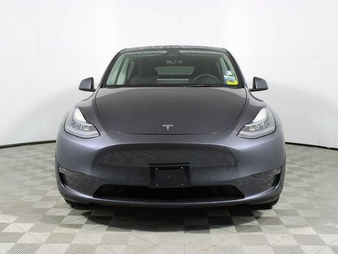 Used 2021 Tesla Model Y Long Range image 22