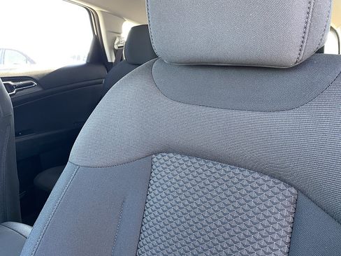 New 2026 Kia Sportage LX FWD image 12
