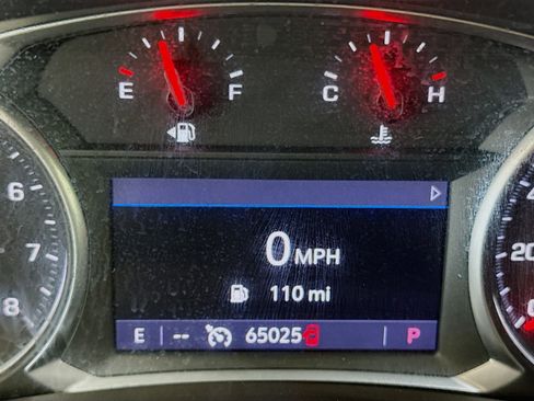 Used 2020 GMC Terrain SLT w/ Preferred Package FWD image 16