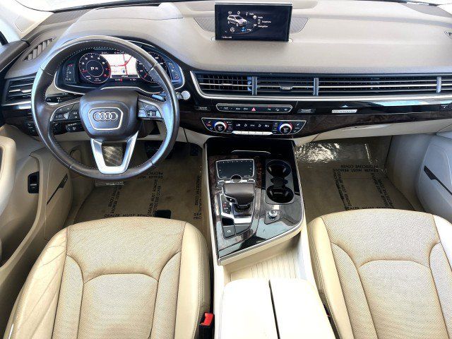 Used 2018 Audi Q7 3.0T Prestige AWD/4WD image 18