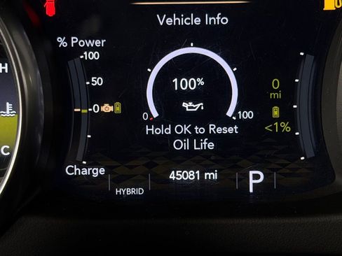 Used 2022 Jeep Wrangler Unlimited Sahara AWD/4WD image 15
