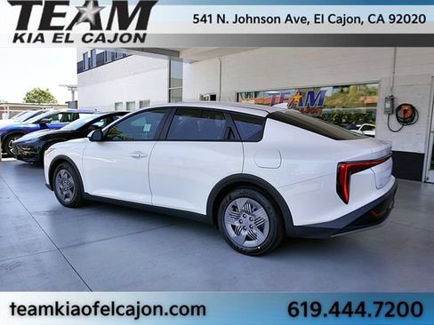 New 2026 Kia K4 FWD image 8