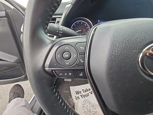 Used 2022 Toyota Camry SE FWD image 17