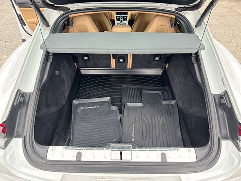 Used 2023 Porsche Panamera image 16