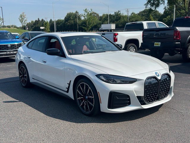Used 2023 BMW i4 eDrive40 w/ M Sport Package RWD image 3