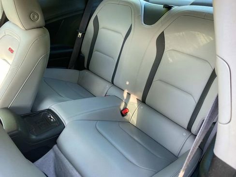Used 2016 Chevrolet Camaro SS RWD image 9
