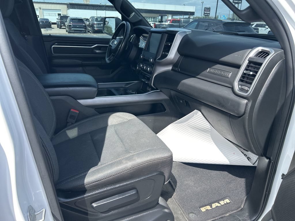 Used 2022 RAM 1500 Big Horn AWD/4WD image 17