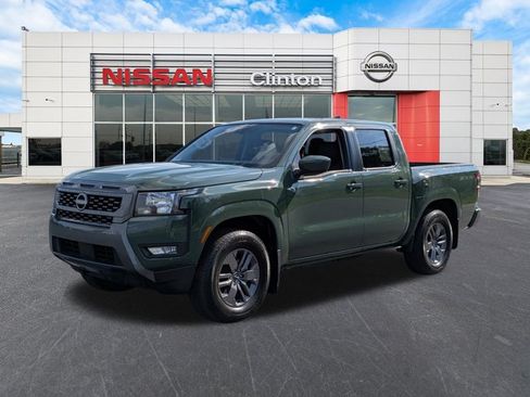 Certified 2025 Nissan Frontier SV w/ SV Convenience Package RWD image 7