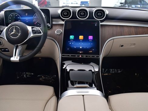 Certified 2025 Mercedes-Benz C 300 4MATIC Sedan image 24