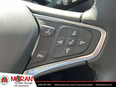 Used 2024 Chevrolet Equinox LT FWD image 24