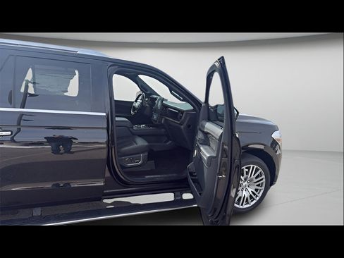 Used 2022 Ford Expedition Max Platinum image 19