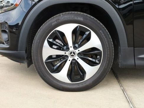 Used 2024 Mercedes-Benz GLB 250 image 10