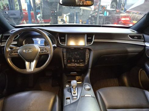 Used 2020 INFINITI QX50 Essential w/ Edition 30 Package AWD/4WD image 5