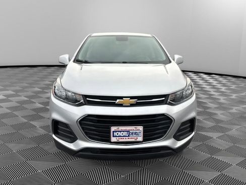 Used 2020 Chevrolet Trax LS w/ Tint and Cruise Package image 7