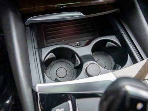 Used 2019 BMW 530i xDrive 530i xDrive image 22