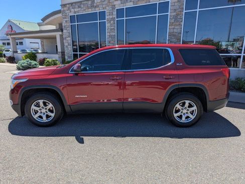 Used 2018 GMC Acadia SLE AWD/4WD image 2